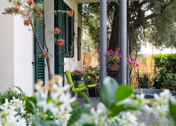 Vana & Tea Luxury Split